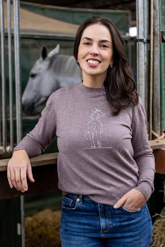 Pullover careca menina no cavalo