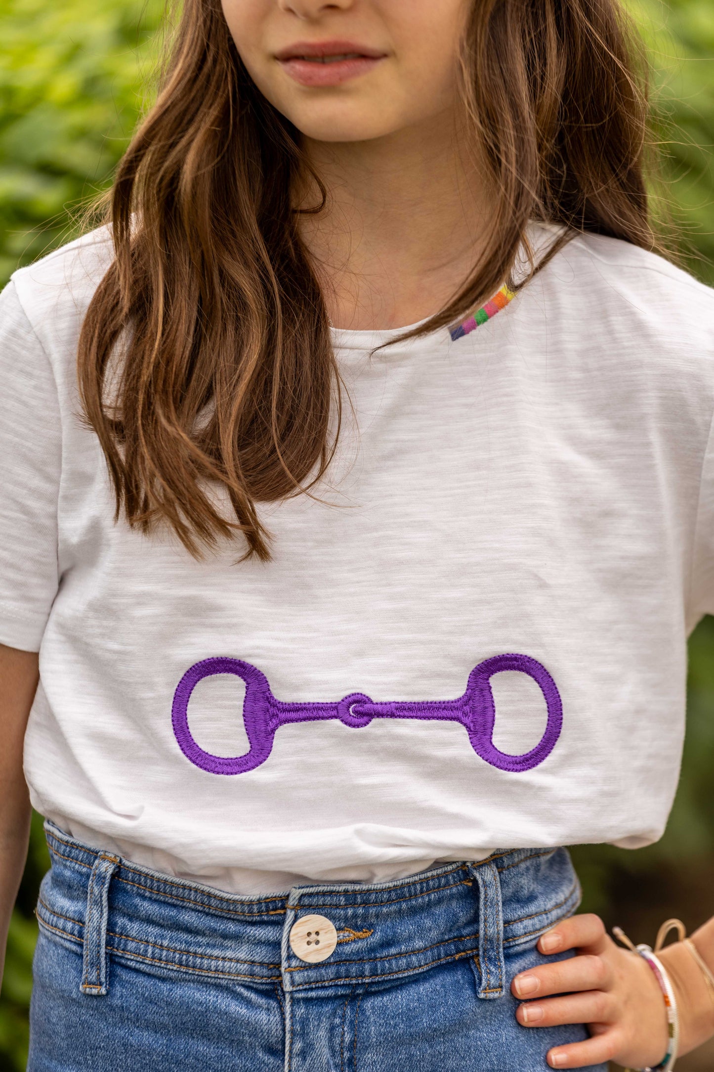 Camiseta bridão bordado