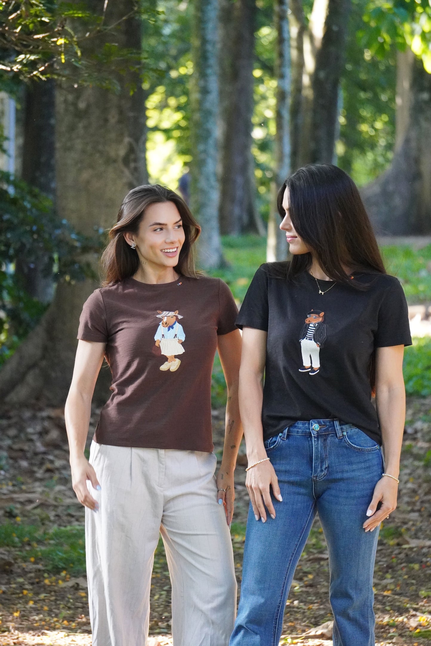 Camiseta Polo Horse College by Dani Miro - Marrom