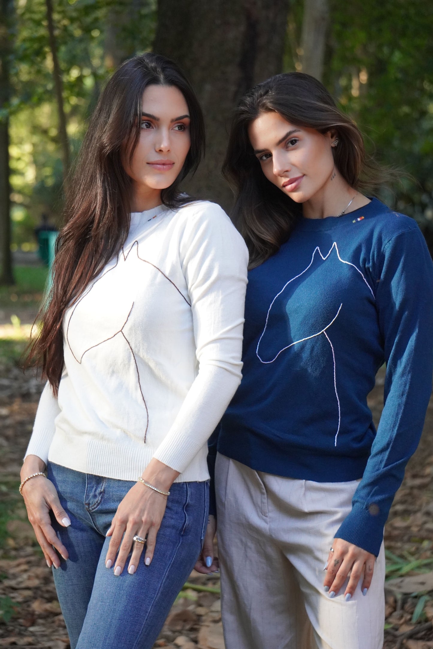 Pullover careca - Cavalo Contorno *bordado a mão* - Branco